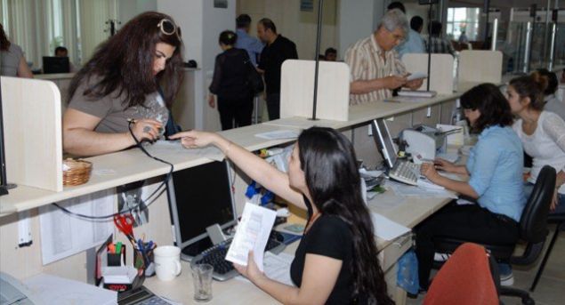 SINAVSIZ ÖZEL HAREKATÇİ ALINACAK Son Bakanlar Kurulu kararında Özel Harekatçı olmak için KPSS şartı ve sınav şartı kaldırıldı. Artık lise ve dengi okuldan mezun olanlar KPSS ve polislik sınavına girmeden Özel Harekat Polisi olabilecekler. Ancak henüz kaç personel alınacağı açıklanmadı. 