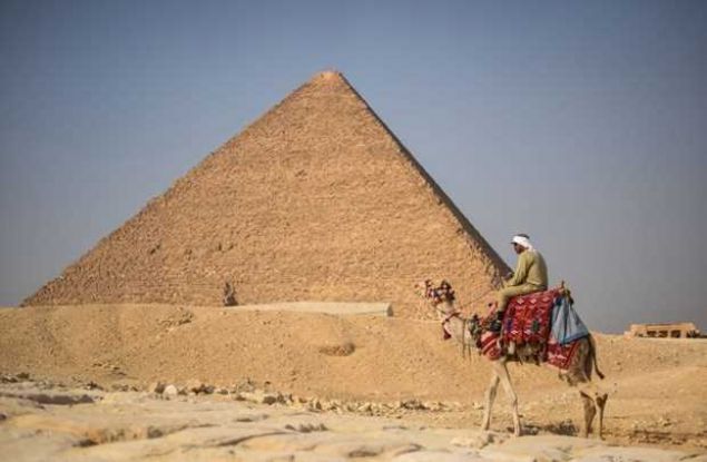 Giza Piramitleri'nin en büyüğü olan Keops Piramidi'nde yapılan radyografi taramalar sonucu daha önce bilinmeyen iki gizli bölme olduğunu ortaya çıktı. 