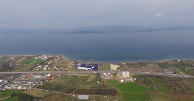 Proje kapsamındaki diğer işler: 31 viyadük, 5 tünel, 30 köprülü kavşakla 143 geçit