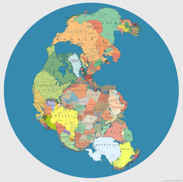 Pangea'daki en ilginç durumlardan biri de Türkiye'nin üç tarafı denizlerle çevrili kıtalararası bir köprü değil de bir okyanus ülkesi olması. Pangea Yunanca 'pan' yani tüm ve kara anlamına gelen 'gaia' kelimelerinin birleşmesinden oluşuyor. Pangea ismi ise ilk kez jeofizikçi ve meteorolog Alfred Wegener tarafından kullanılmıştı.   