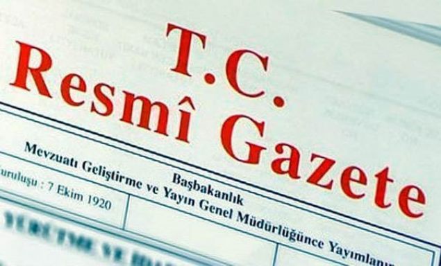 Yeni KHK yayınlandı. OHAL kapsamında kamu görevinden çıkarılanlar ve göreve iade edilenlere ilişkin listelerin de bulunduğu 697 sayılı KHK, 'Resmi Gazete'de yayımlandı. İşte Resmi Gazete'de yer alan ihraç ve iade listeleri