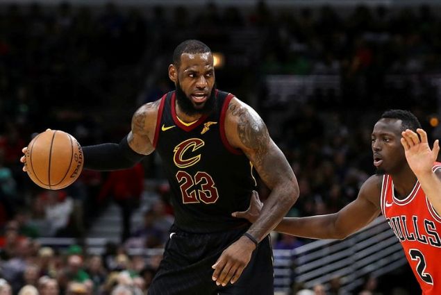 2014'ün ekim ayında 9 yıl için 24 milyar dolar değerinde bir yayın anlaşması yapan NBA'de o günden bu yana oyuncu maaşlarında ciddi bir artış meydana geldi.