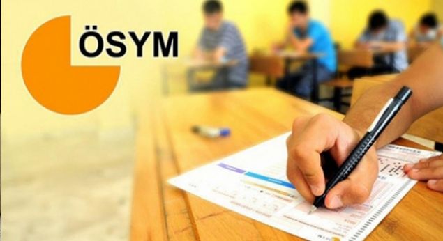 ÖSYM'nin resmi internet sitesi üzerinden dün gece saatlerinde erişime açılan YKS sonuçları, adaylar tarafından öğrenilmeye devam ederken üniversite taban puanları 2018 bir diğer merak edilen konu arasında yerini aldı. İstediği üniversiteye gidebilmenin hayalini kuran kişiler 2017-2018 üniversite taban puanlarına buradan ulaşabilirler. Milyonlarca kişinin heyecanla beklediği YKS sonuçları, dün gece saatlerinde açıklandı. ÖSYM'nin resmi internet sitesinden yapılan duyurunun ardından adaylar osym.gov.tr adresine akın etti. Sonuçların öğrenilmesinin ardından ise üniversite taban puanları ve tercih kılavuzu araştırılmaya başladı. TYT ve AYT tercih kılavuzu yayınlandı mı sorusunun yanıtı merak ediliyor. 2017-2018 üniversite taban puanları bu başlık altında sizler için derledik. İşte YKS sonuçları sonrası sizler için derlediğimiz üniversite taban puanları…