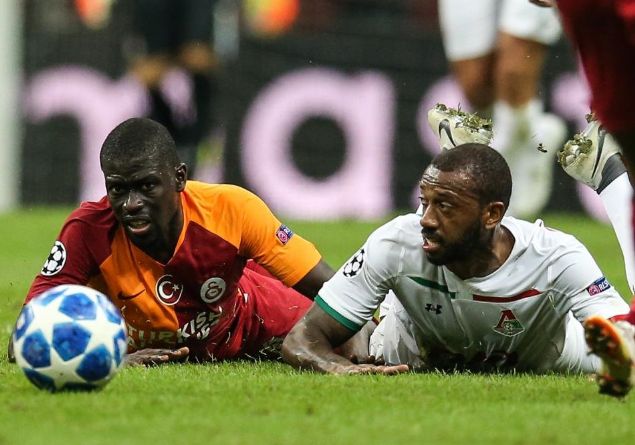 UEFA Şampiyonlar Ligi D Grubu'ndaki ilk maçında temsilcimiz Galatasaray, sahasında Rusya'nın Lokomotiv Moskova takımını 3-0 mağlup ederek Devler Ligi'ne süper bir başlangıç yaptı.