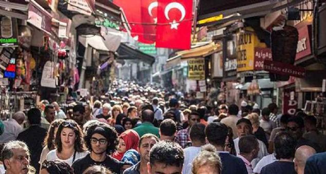 Birleşmiş Milletler Göçmen Stoku raporuna göre, dünyada 185 ülkede 2 milyon 851 bin 889 Türk göçmen statüsüne sahip