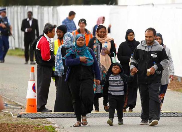 Yeni Zelanda'da yüzlerce insan bir araya geldi.