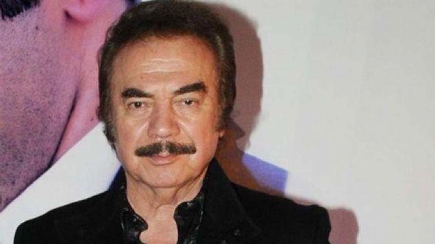 Göğüs ağrısı nedeniyle kaldırıldığı hastanede anjiyo olduğu ve yoğun bakımda olduğu öne sürülen Orhan Gencebay'ın sağlık durumu hakkında Sevim Emre bilgi verdi.