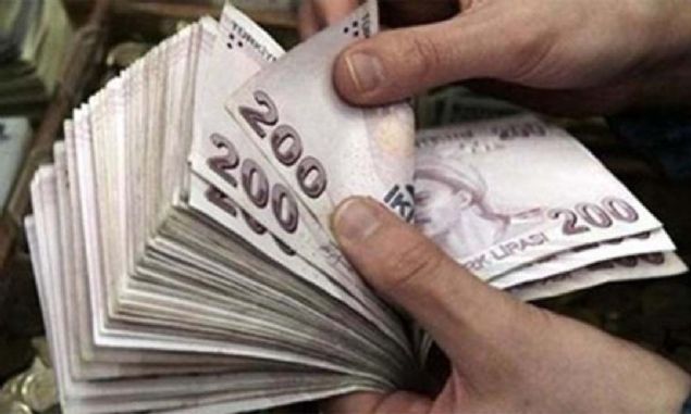 12.5 milyon emekli ve 3 milyon memur bu yaz çok hareketli günler geçirecek.