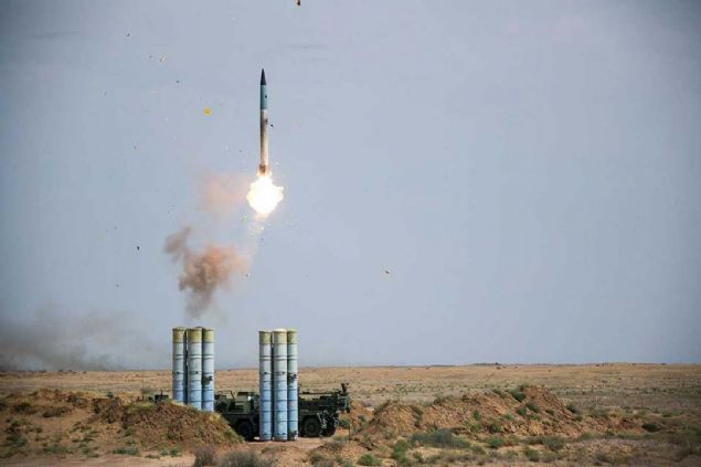 TM Dijital Haber Merkezi <br><br> Rusya'nın Kırım hava savunma birlikleri, S-400 füze sistemleriyle tatbikatlara başladığını ve başarılı test atışları yaptığını duyurdu.
