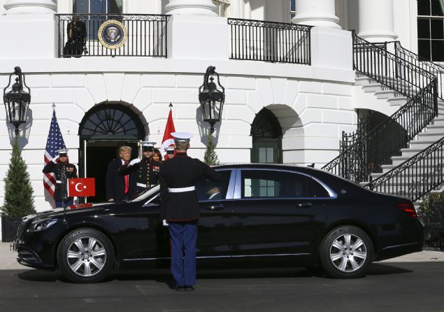 Cumhurbaşkanı Recep Tayyip Erdoğan, temaslarda bulunmak üzere dün ABD’nin başkenti Washington’a gelmişti.