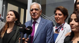 HDP'li Mardin belediyesinin toplantısında 'İstiklal Marşı' tartışması çıktı