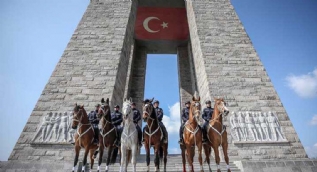104'üncü yıl dönümünde 'atlı birlikler' göz kamaştırıyor