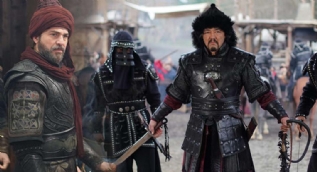 Diriliş Ertuğrul'da yeni bir ayrılık daha! Ünlü isim diziye veda etti