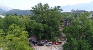 2 bin 700 yaşında... Turistlerin uğrak noktası