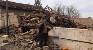 Denizli'de 5,5 büyüklüğünde deprem meydana geldi