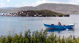 En renkli dönemini yaşıyor, göç hazırlığı başladı...