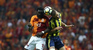 Galatasaray - Fenerbahçe derbisinden görüntüler