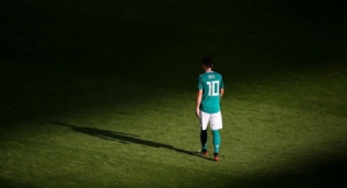 Mesut Almanya'yı ikiye böldü! Türkiye'den destek yağıyor!