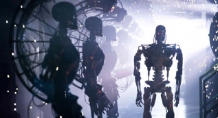 Skynet gerçek mi oluyor? Bilim insanları canlıya benzer robotlar üretti