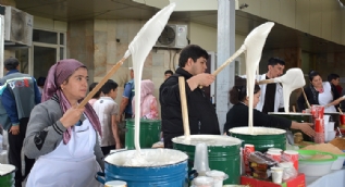Hazırlık önce dağlarda başlıyor... Niyet tutarak yapıyorlar