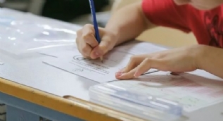 2019 Yılı Merkezi Sınav Puanı ile Öğrenci Alan Ortaöğretim Kurumları