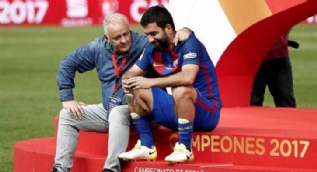 Arda Turan’ı teselli eden adamın hikayesi