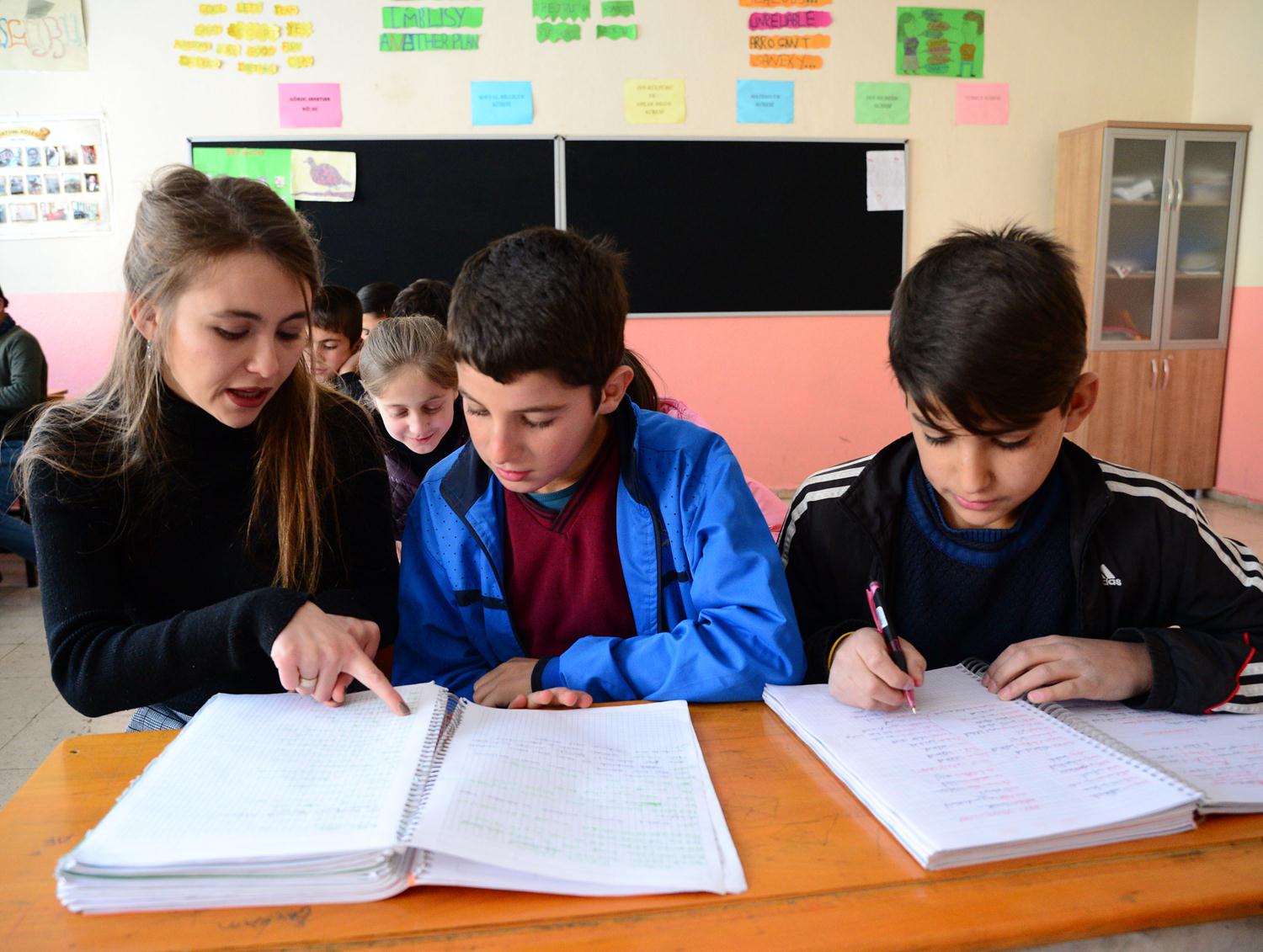 Bu özverili çalmasndan dolay kendisine teekkür ediyoruz. nsanlar istediinde çalma imkanlar ve mekanlarn büyük bir öneminin olmadn Meryem hocamz bir kez daha ispat etmitir."