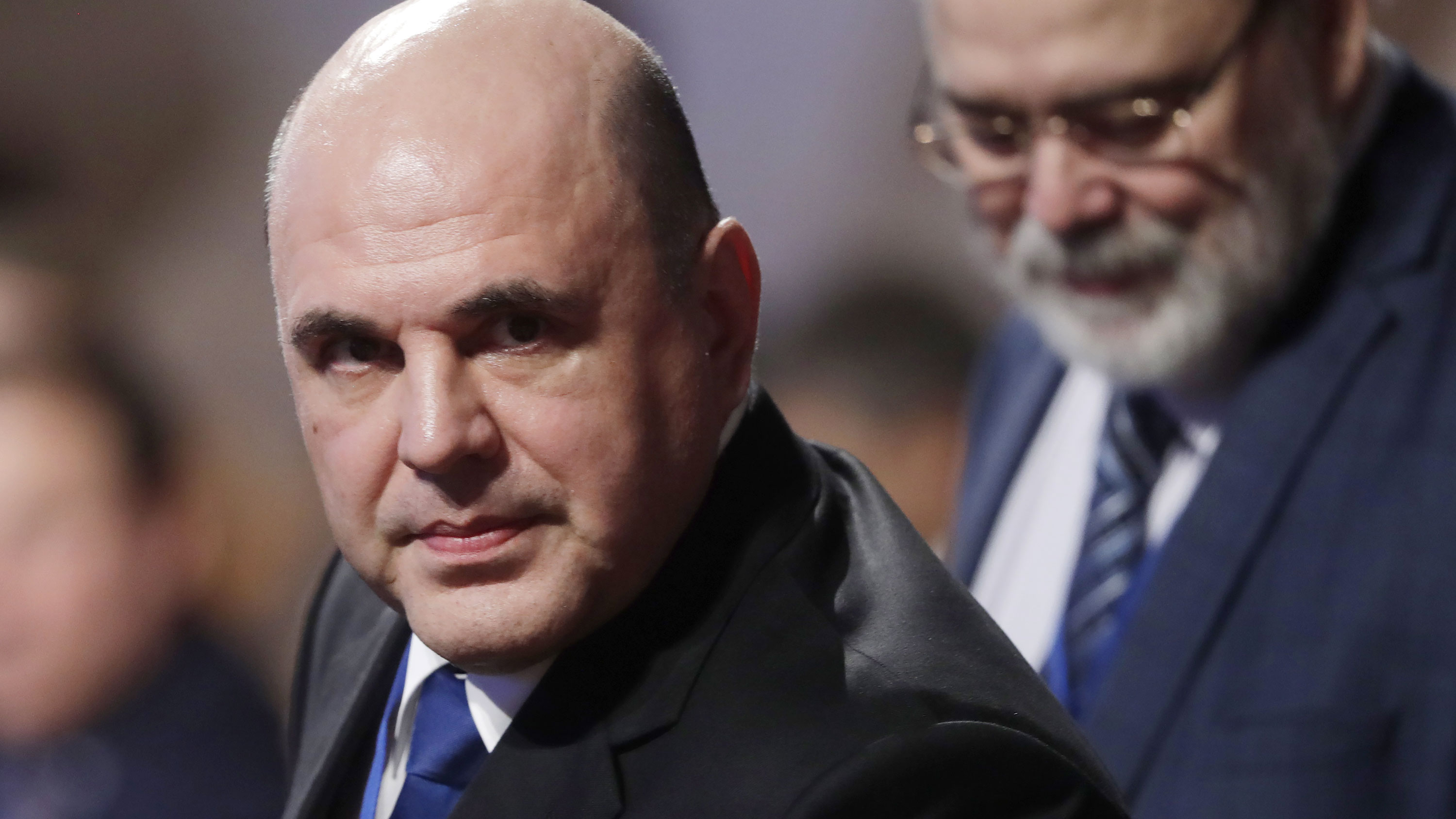 Rus politikac  politikac Vyachslav Fetisov, ''Bu alanda Miustin modern teknolojileri herkesten daha iyi biliyor.'' diyor.