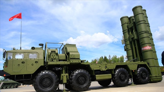 Aralk 2019'da Hindistan Savunma Bakanl, 2020'de Rus yapm S-400 füze savunma sistemlerinin datmna devam edeceklerini açklamt.