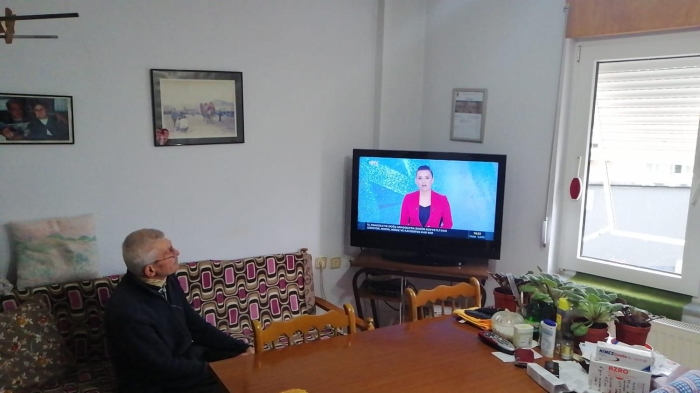 Gelen trafik cezasn ödedim. Ardndan bu cezay hatra kalsn diye çerçeveletip, evin odasna astm. Ara sra yediim trafik cezasna bakyorum. Kulama küpe olmu oluyor" dedi.