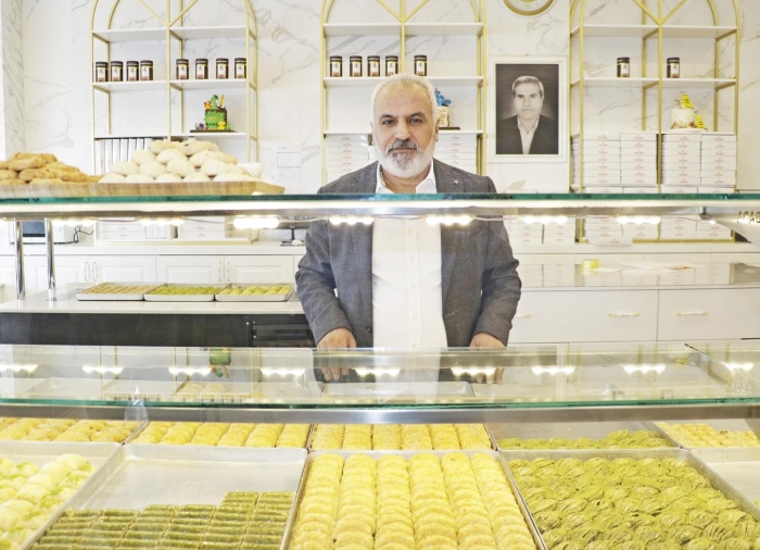 Elald, terör örgütü PKK'nn bölgede balatt hendek-barikat olaylar srasnda birçok kii yatrmlarnn durdurduu, kendileri ise yatrmlarna hz verdiini söyledi.