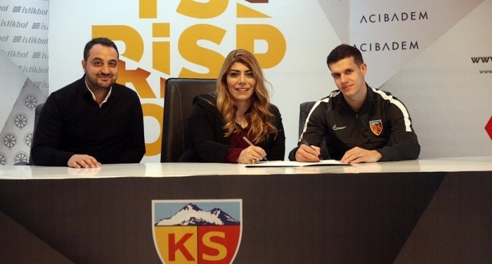 27. Mario Situm (Sa kanat) - Hes Kablo Kayserispor<br><br> Hes Kablo Kayserispor, Hrvat ekibi Dinamo Zagreb`ten 27 yandaki sa kanat oyuncusu Mario Situm`u 2,5 yllna renklerine balad.