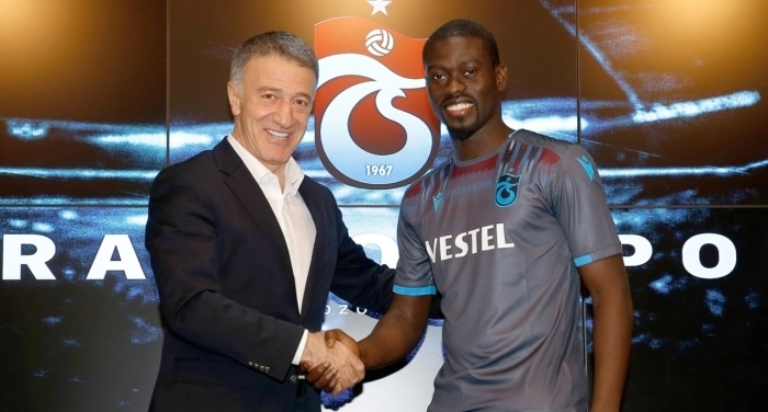 4. Badou Ndiaye (Orta saha) - Trabzonspor<br><br> Trabzonspor, ngiliz ekibi Stoke Cityden 29 yandaki Senegalli orta saha oyuncusu Badou Ndiaye`yi satn alma opsiyonuyla sezon sonuna kadar kiralad.