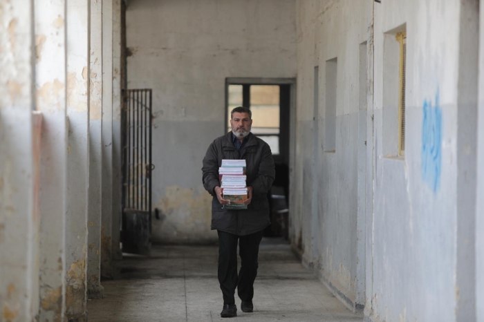 2'nci s�n�f ö�rencisi Mutasim Muhammed de, "Okumay�, resim çizmeyi, biyoloji ve matematik derslerini çok seviyorum." diyerek, büyüyünce doktor olmak istedi�ini ifade etti.