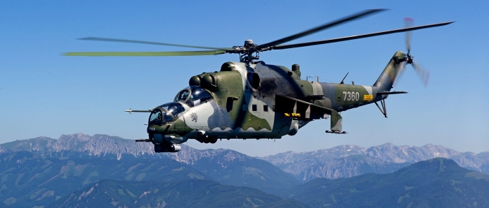 Düman helikopterlerine kar mücadele.