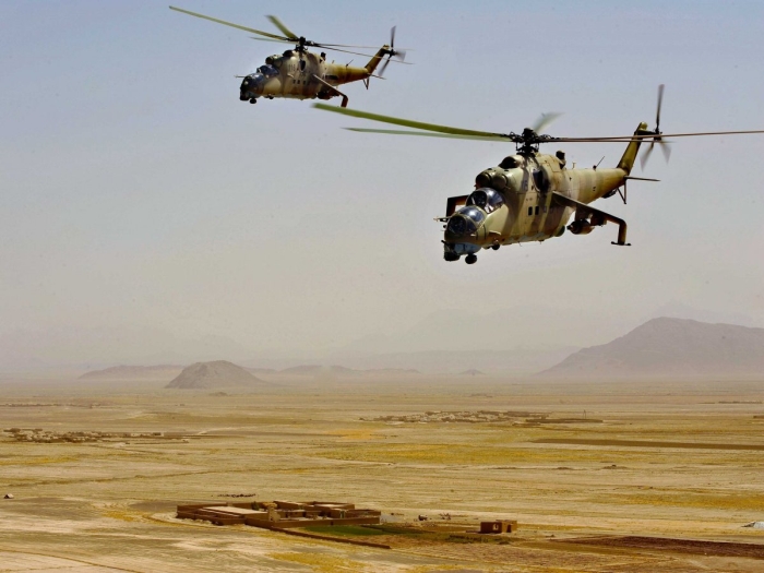 Ayrca ambulans hizmeti içinde kullanlabiliyor ve 2 yatan 2 oturan 4 yaral/hasta tayabiliyor.