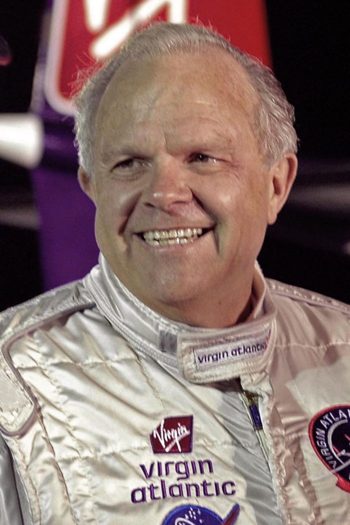 3 Eylül 2007 Amerikal� dolar milyoneri macerac� i�adam� Steve Fossett uçak kazas�nda öldü.