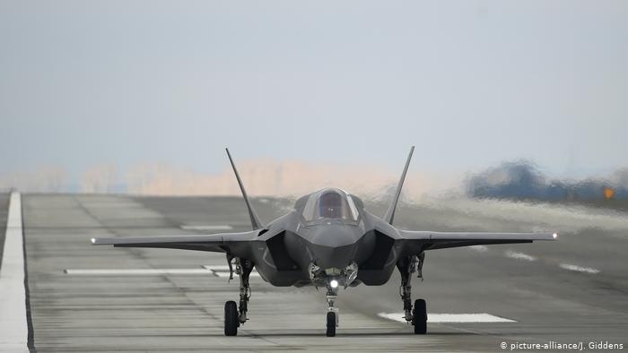 B61 Nükleer bomba <br>  AGM-154 JSOW