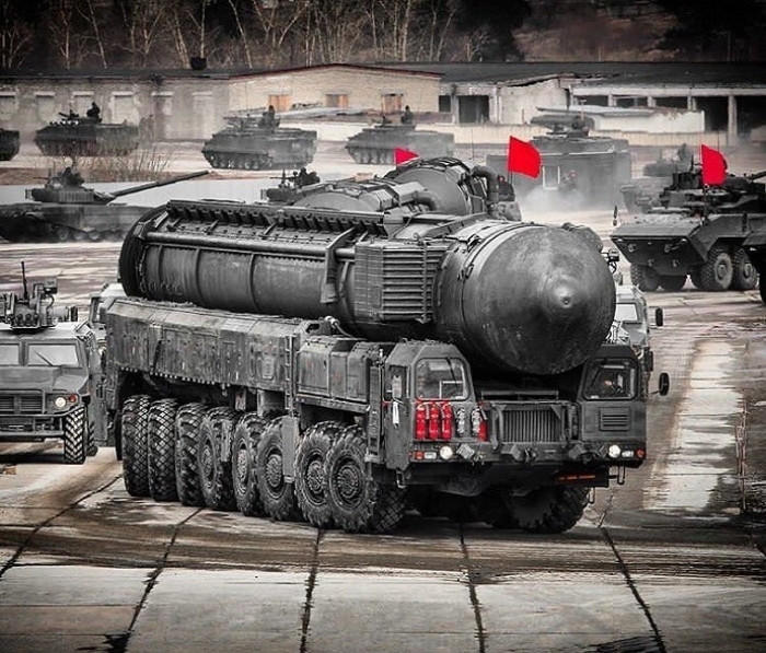 Harekat menzili	: 11,000 -  12,000 kilometre 