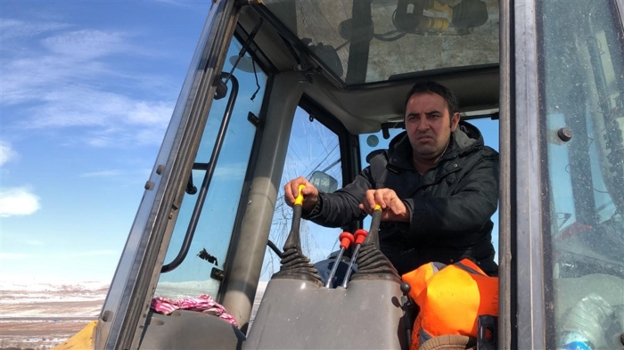 imdi ise ekipler gelip bize yardmc oluyor.