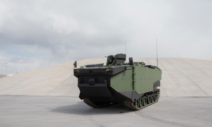 ZAHA, bir amfibi karma operasyonu esnasnda gemi ile sahil arasndaki mesafeyi en hzl ekilde alma kabiliyetine sahip olan bir aratr. 