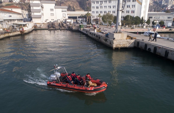 Barut'un �ok �zel bir k�pek oldu�unu dile getiren Ar�kan, 'Barut art�k benim bir par�am gibi. Onunla g�rev yapmak kesinlikle bir ayr�cal�k. Yapt���m�z g�revin �neminin fark�nday�z ve Barut ile operasyonlara her zaman haz�r�z.' diye konu�tu.  