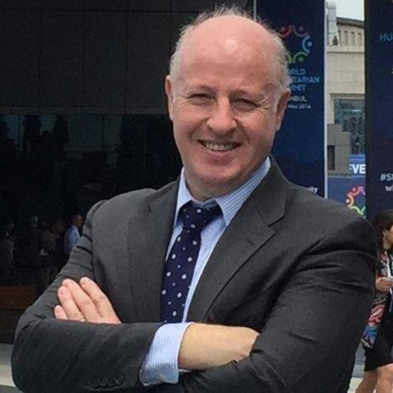                                                                 Ancak �al��ma, ma�aran�n yak�n�nda ya�ayan insanlar�n% 3'�n�n kendilerini SARS ile ili�kili koronavir�slere kar�� koruyan antikorlar ta��d���n� ortaya koydu. Bu da a�� �al��malar� i�in umut vadeden bir geli�me olarak g�r�ld�.                                                      