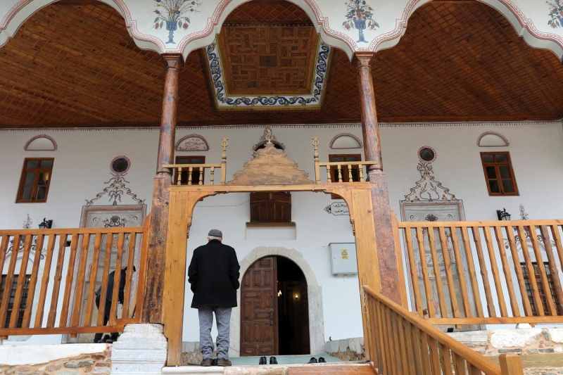 Yldrm, camide 2018 ylnda balayan restorasyon almalarnn tamamlandn belirterek, unlar kaydetti:  