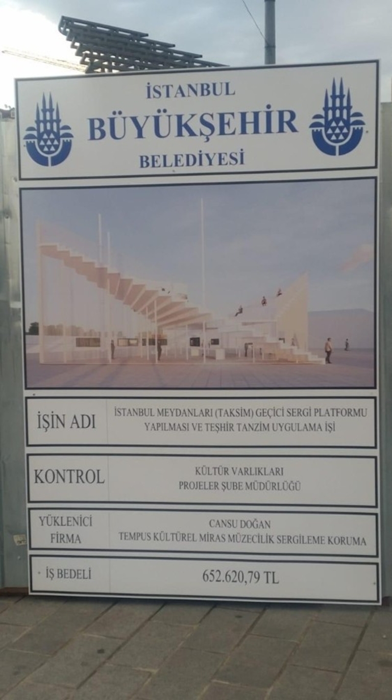 “Faydal bir ey yaplabilirdi” Platform yaplrken tabela ile nnde yazan  652 bin TL bedel ise vatandalarn tepki gstermesine neden oldu. Baz vatandalar daha faydal ve halkn daha yararlanabilecei bir proje olmas gerektiini belirttiler. 