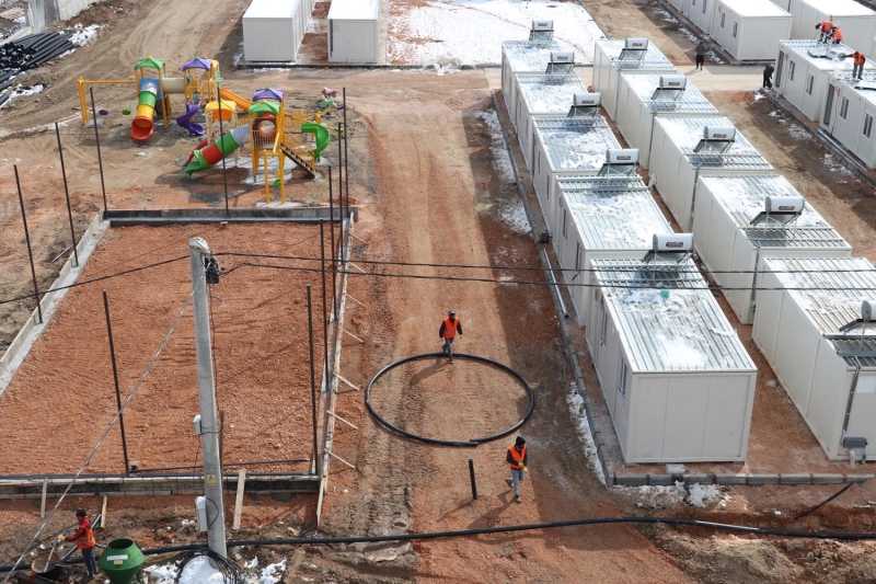 14 ubat itibaryla depremzedeler iin AFAD ve Trk Kzlay tarafndan yrtlen kampanyalarda 146 milyon 723 bin 881 lira nakdi yardm yapld.  