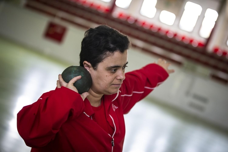 Glle atmada Trkiye ikincilii ve blge birinciliinin bulunduunu syleyen down sendromlu Glendam da bu spor daln ve ayn zamanda mzii ok sevdiini aktard.