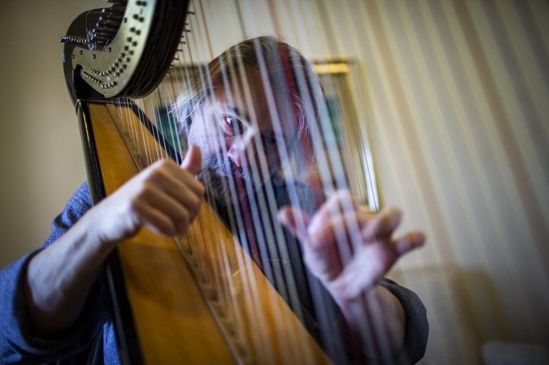 zmir Devlet Senfoni Orkestrasnn sanatlara elik edecei, metin yazarln Atilla Kl'n yapt esere ilikin besteci Kemal Gn, prova srasnda AA muhabirine aklamalarda bulundu. 