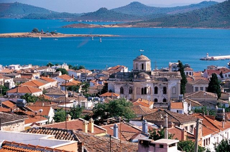                                                                 11 Balkesir <br><br> Mutluluk dzeyi: % 70,73                                                        