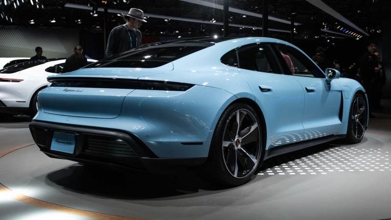 Porsche Taycan 4S / Los Angeles Otomobil Fuar 2019